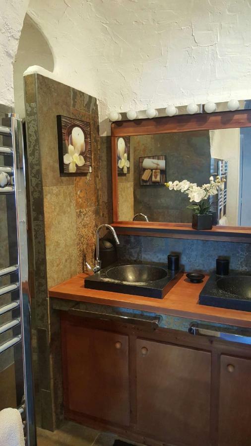 Appartement La Gavaresse à Carqueiranne Extérieur photo